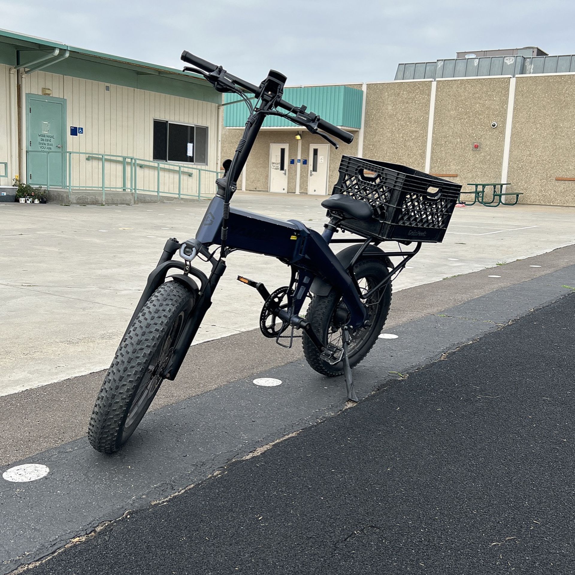 Yamee Electric Bike