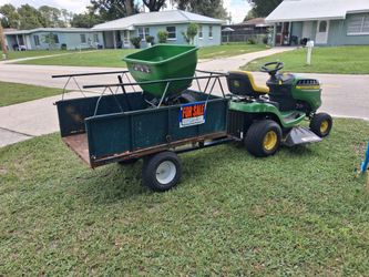 John deere lawn tractor