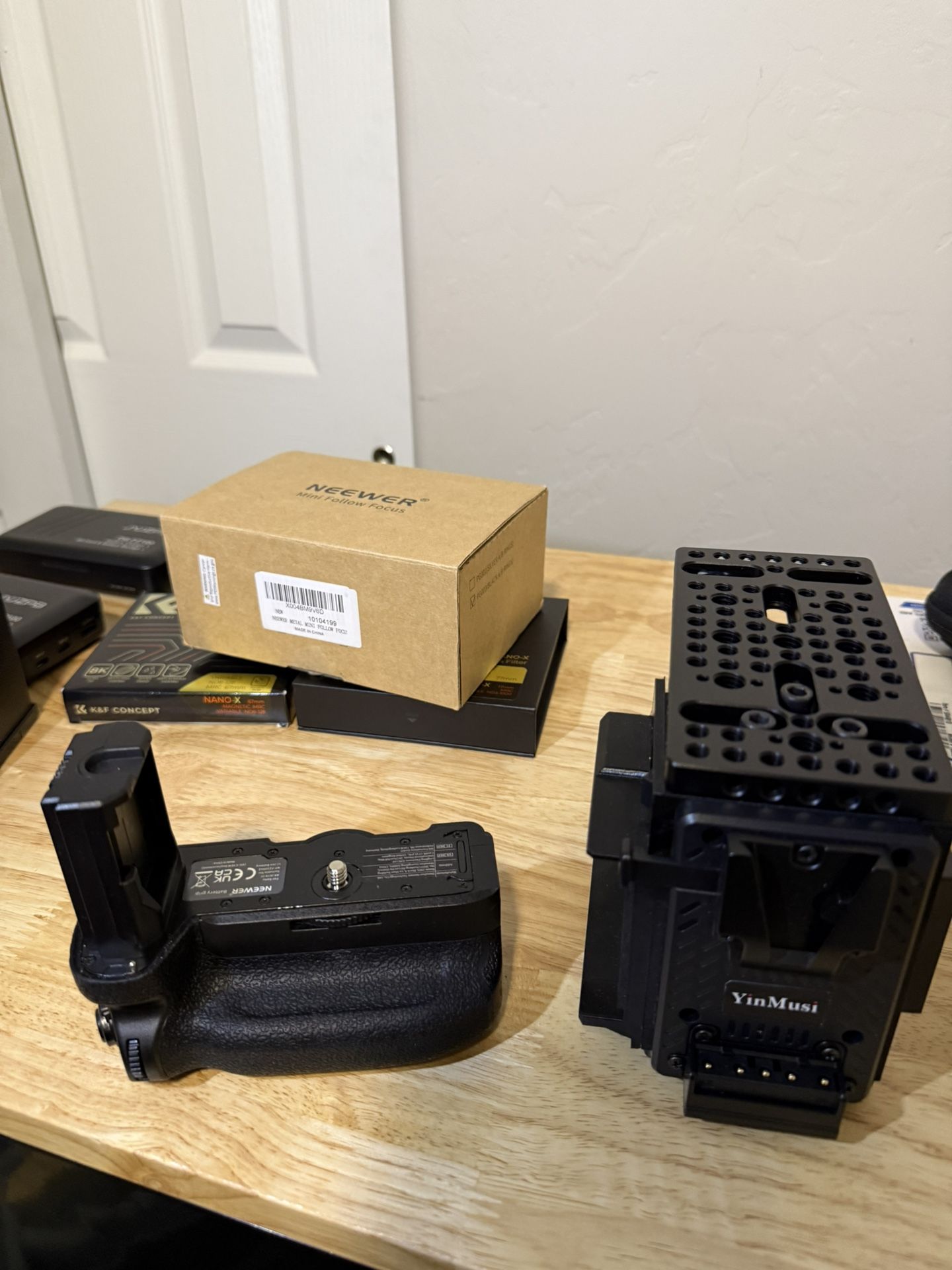 Fx3 Camera Cage & A7iii Vertical Battery Grip