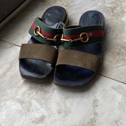 Gucci Women Shoes 
