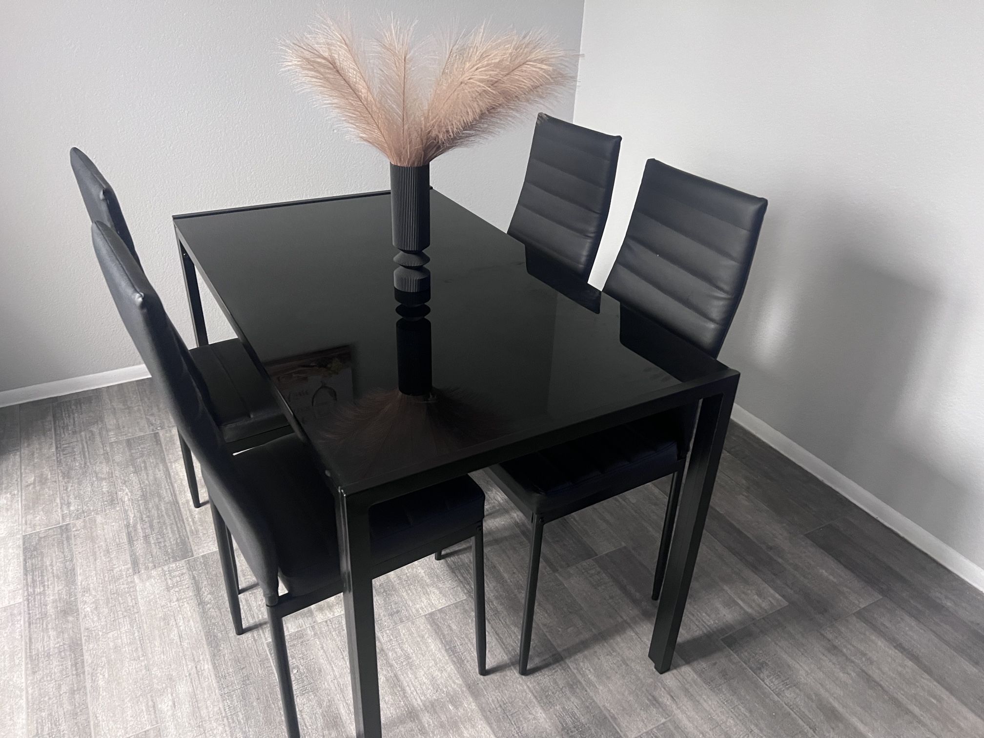 Dining Table With 4 Chairs