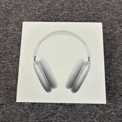 AirPod Maxes Headphones