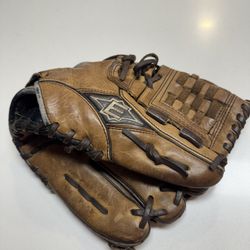 Easton Baseball Gloves