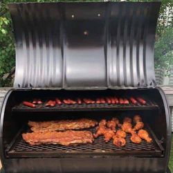 Large BBQ Grill  (Charcoals)