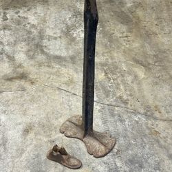 Antique Cast Iron Shoe Cobbler’s Anvil Stand