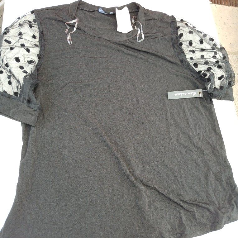 New Womans Xl Shirt