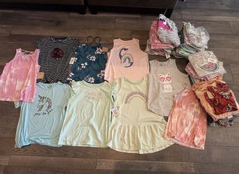 40 For 50$ Brand New With Tags Shirts/shorts