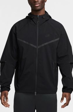 NIKE Sportswear Tech Windrunner Jacket