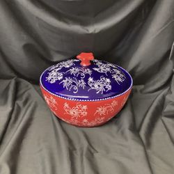Temptations Floral Lace Fireworks Bowl With Lid