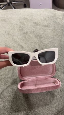 Mui mui glasses