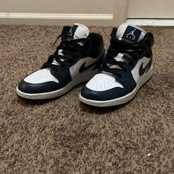 Nike Jordan One Mids Size 5.5Y. Like New!!
