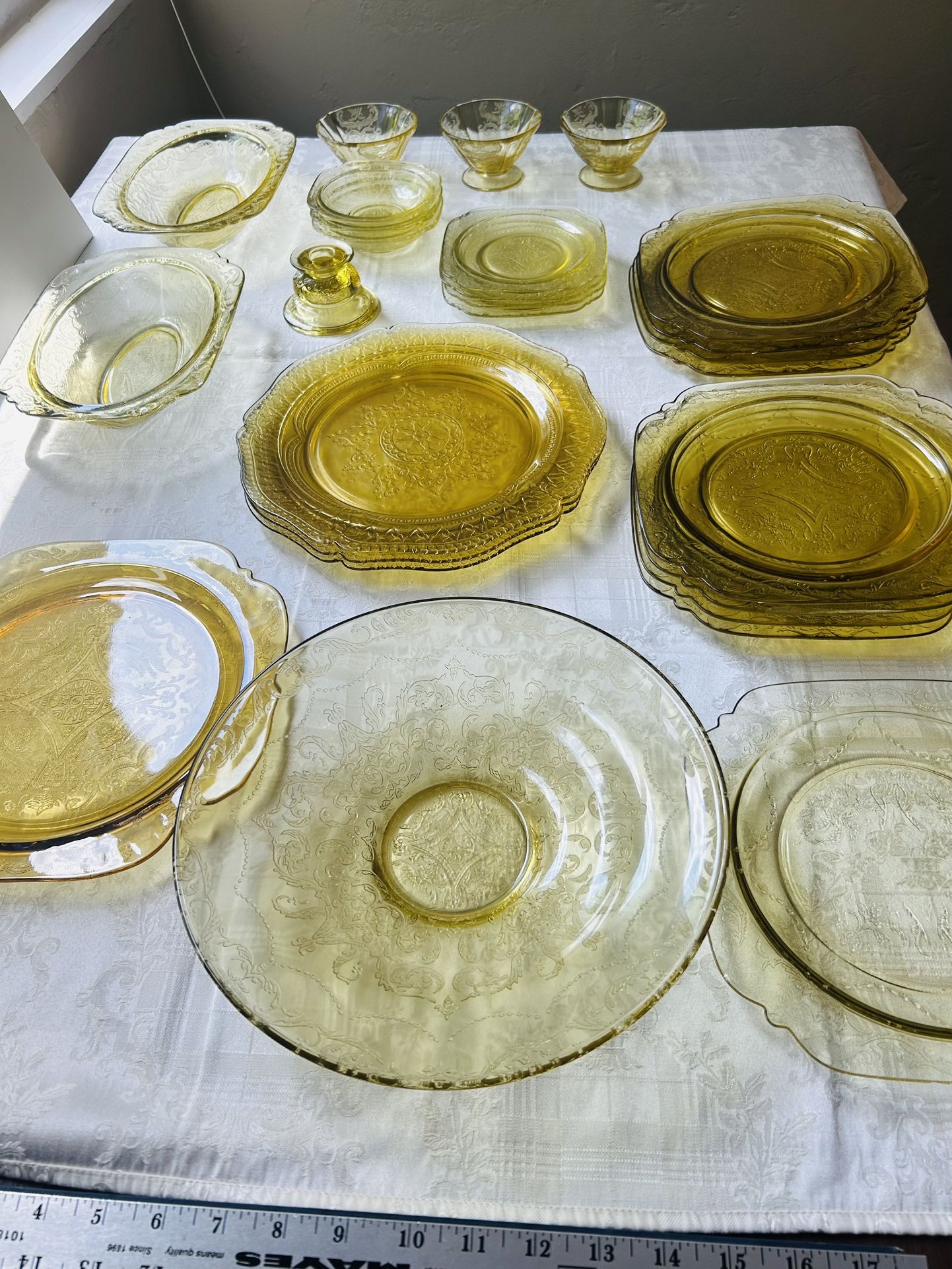 1930S Vintage Yellow Depression, Glass Collection
