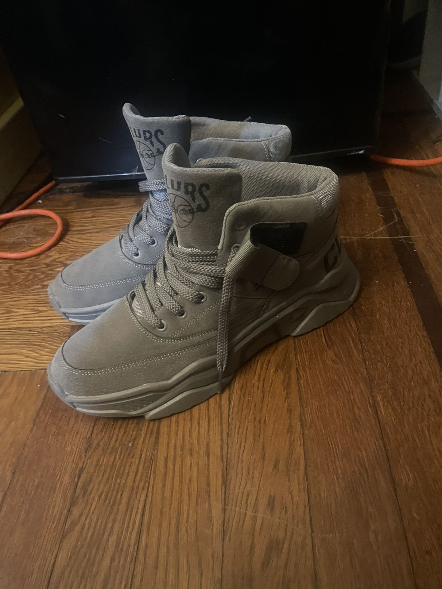 Like New Men’s Boots