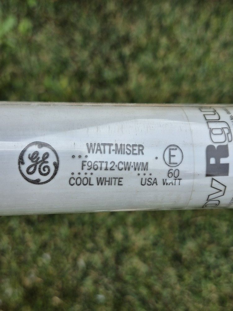 30 Quantity GE Light Bulbs