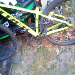 FOR SALE TREK MARLIN 5 SALE!!!!! 