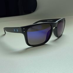 Oakley Sunglasses 