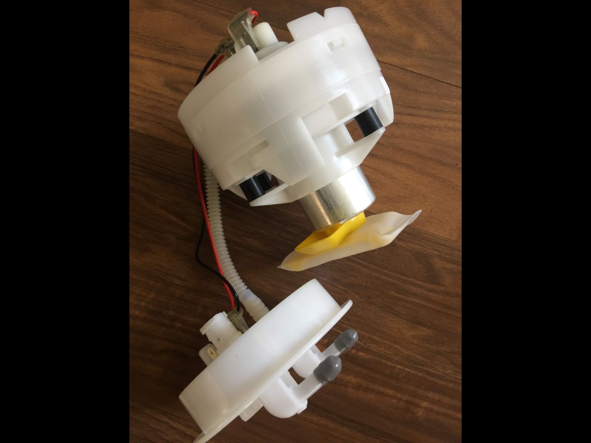Fuel Pump Module Assembly for Volkswagen Passat 1.8L 2.8L , Audi A6 3.0L, ,,,, Bomba De Gasolina