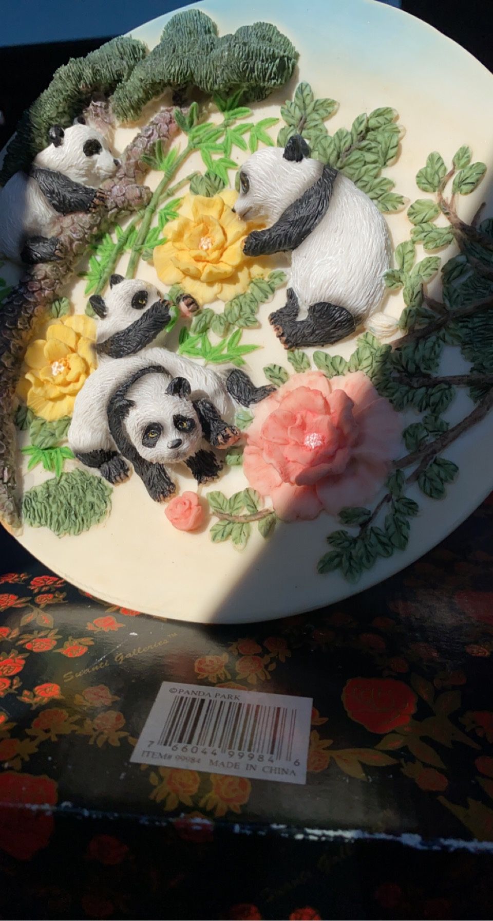 SUANTI Galleries Panda Plate