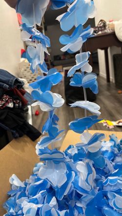 Blue Necklace Flower