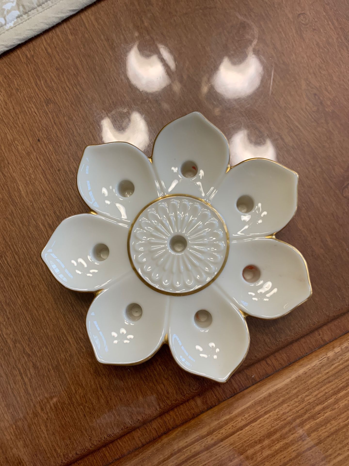 Lenox flower candle holder For 8 thin candles