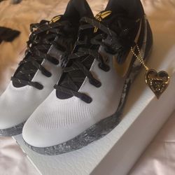 Kobe IX Elite Low Protro size M9.5