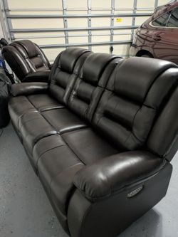 Beautiful dark brown leather couch set