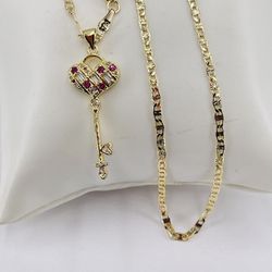 Llave Colgante Y Cadena Oro Laminado 18k/Key Pendant And Chain Gold Plated 18k