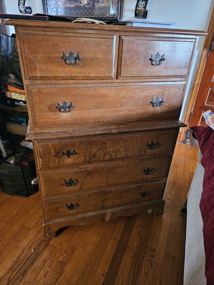 Dresser