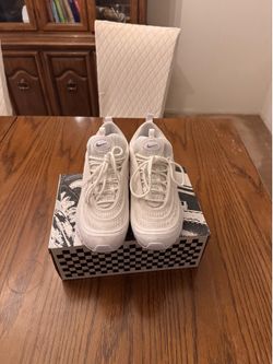 Nike Air Max 97 Triple White Men’s Size 11 – Barely Used