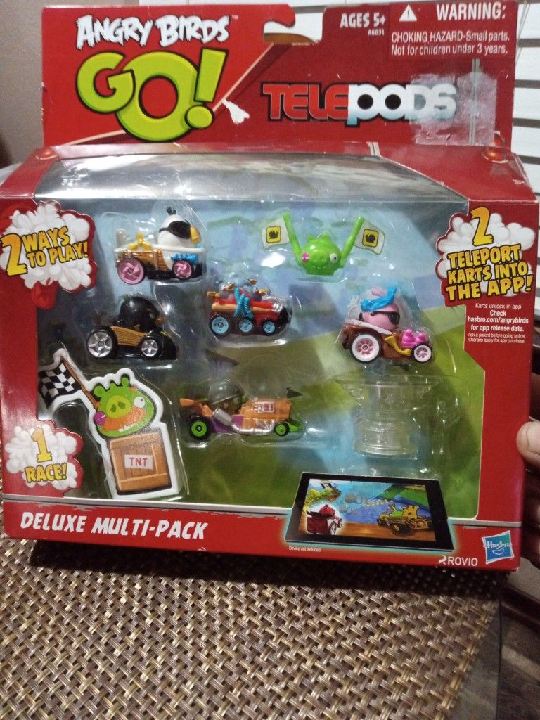 Angry Birds Go
