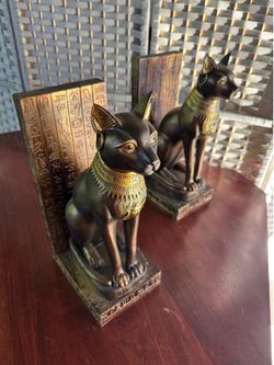 Beautiful High-Quality Egyptian Cat Statues