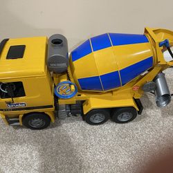 Bruder Cement Mixer 
