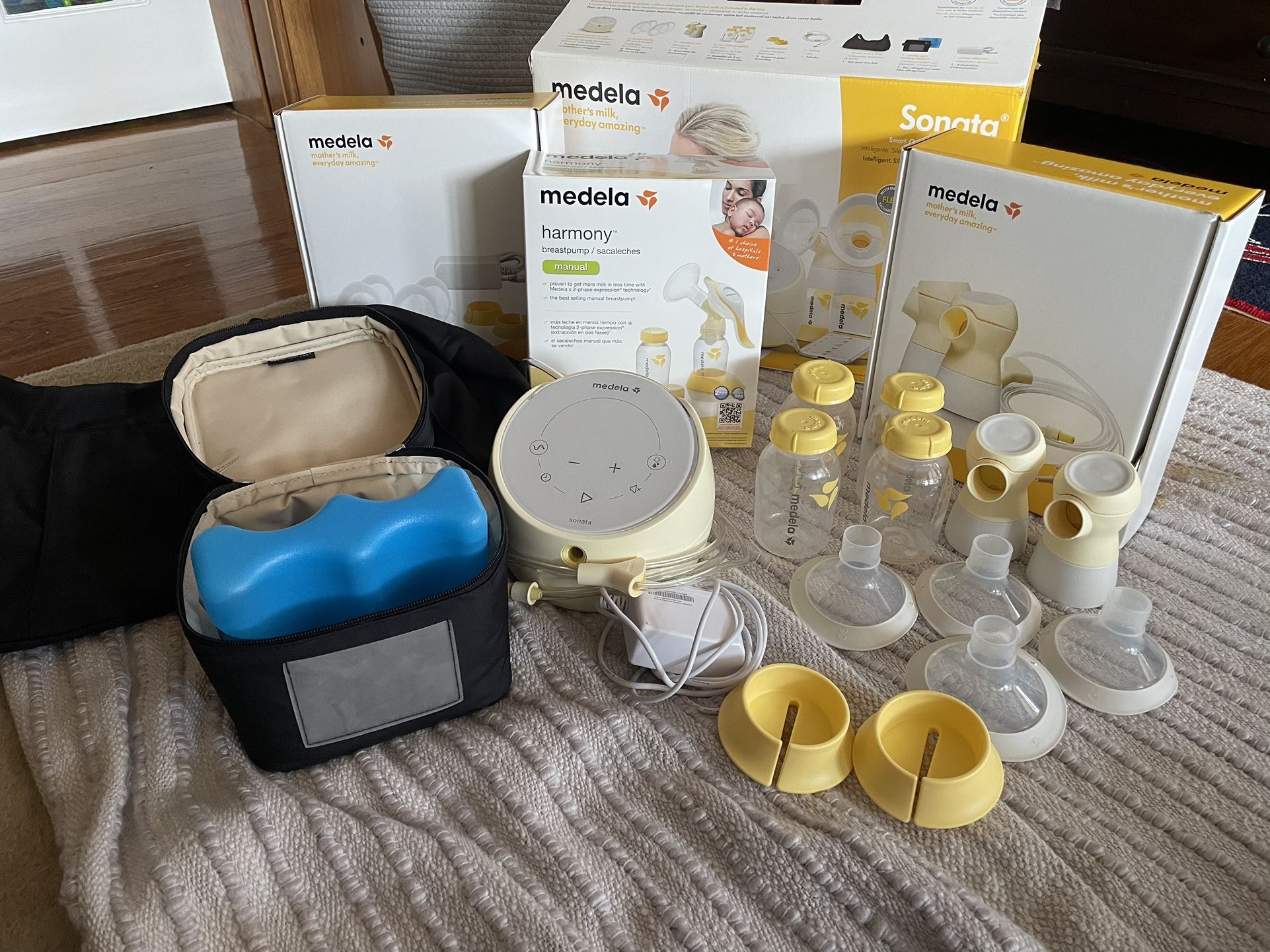 Medela sonata Electric Breast Pump, Bras, Pads And More.