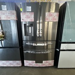Samsung 4 door refrigerator