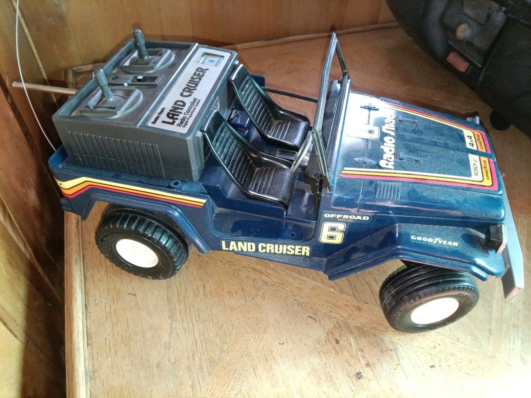 Vintage RC Toyota Land Cruiser