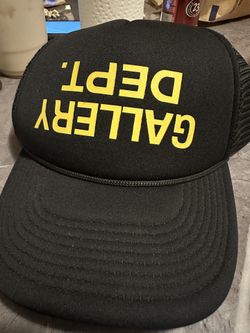 Gallery dept Hat