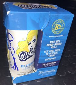 Jenny McCarthy Wahlberg Signed Blondies 4 Pack