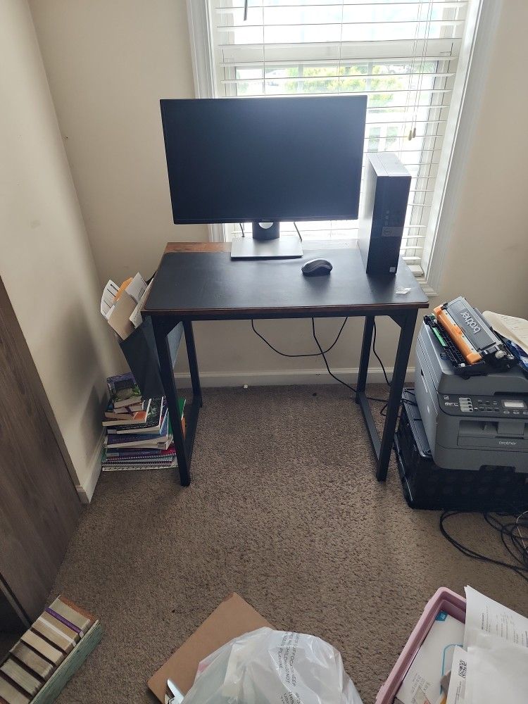 Computer Desk with side Pocket