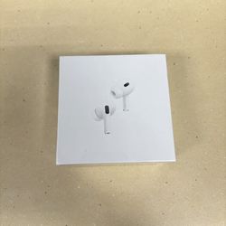 AirPods Pro 2 (2nd Generation With MagSafe Charging Case)