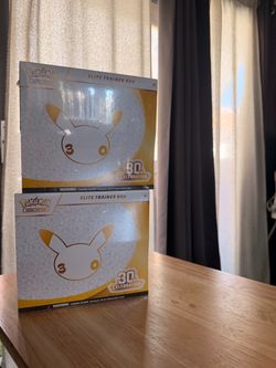 Pokemon 30th Celebration ETB