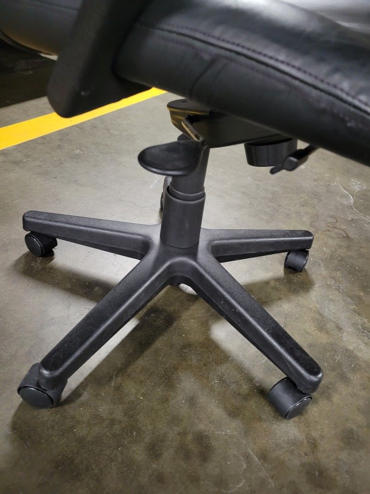 Office Chair for Sale in Kent, WA OfferUp