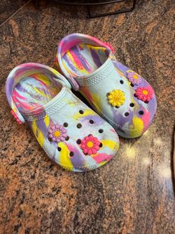 Toddler crocs size 7c used new $15 cash located on Pecos and Alexander