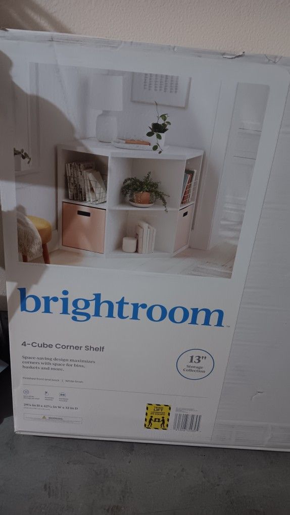 4 Cube Corner Shelf