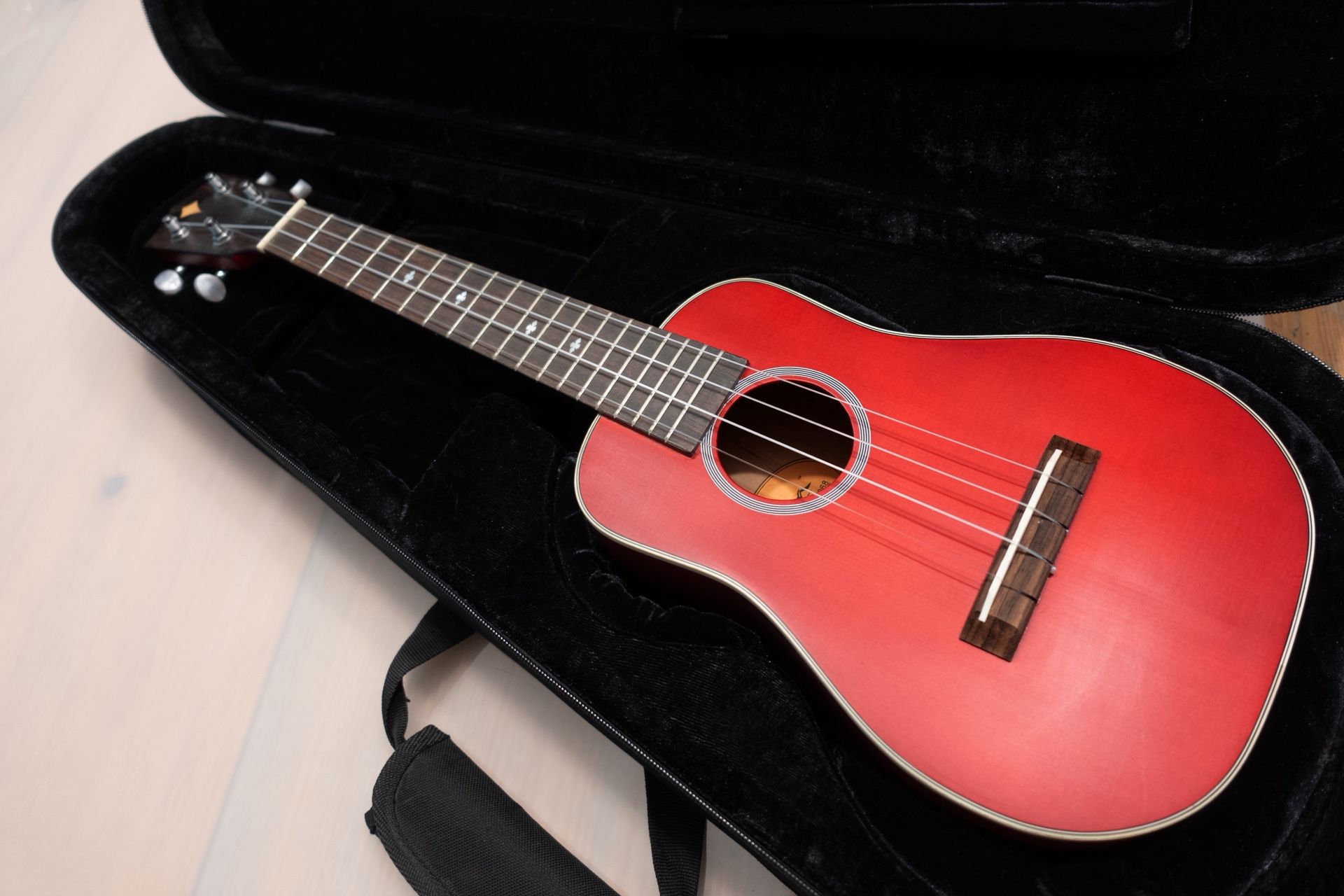 Kamoa E3 Grand Concert Ukelele
