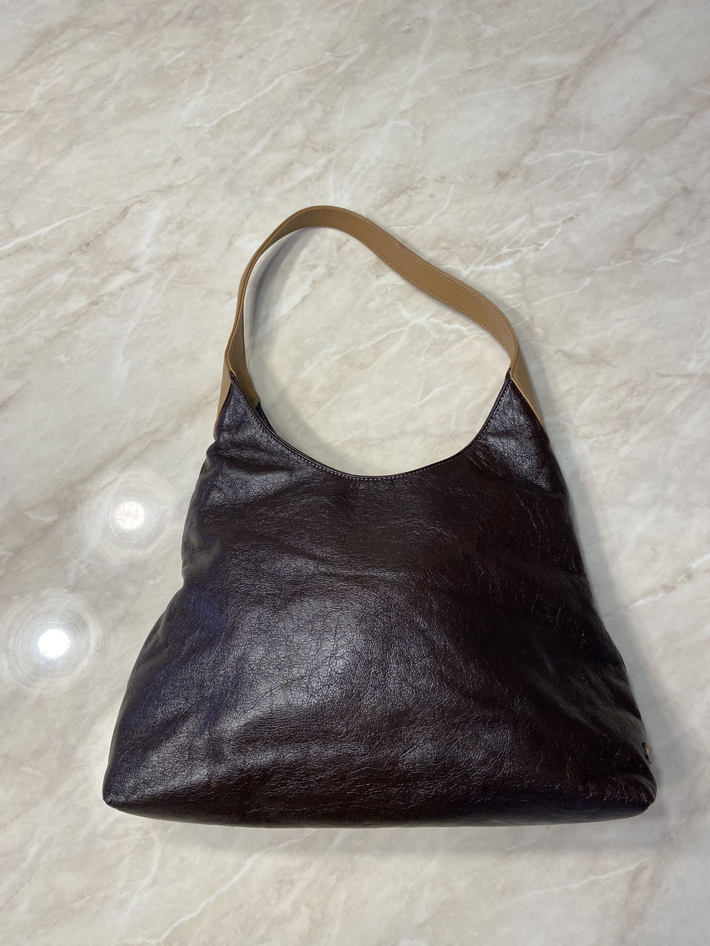 NINE WEST DESIGNER SOFT LEATHER DEEP BROWN HOBO BAG HANDBAG WITH SNAP CLOSURE AND INTERNAL ZIPPER