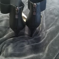 Brand New Pair Of Heels Size 9.5