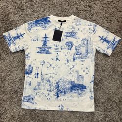 LV tshirt size S
