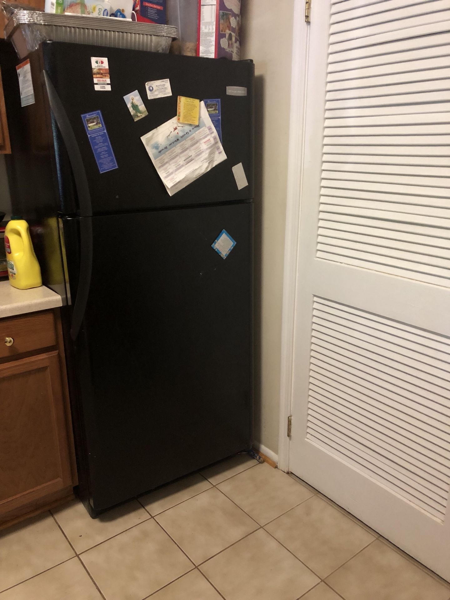 Frigidaire refrigerator fridge