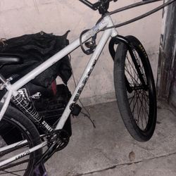 look at description street co 29er
