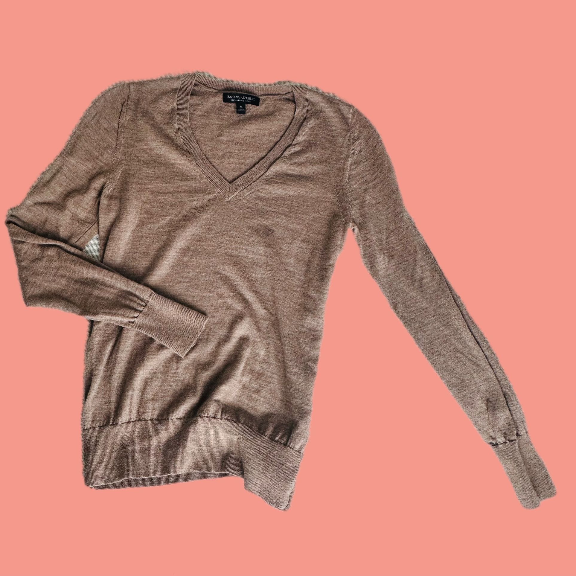 Banana Republic 100% Extra Fine Merino Wool V Neck Sweater Brown Size Medium